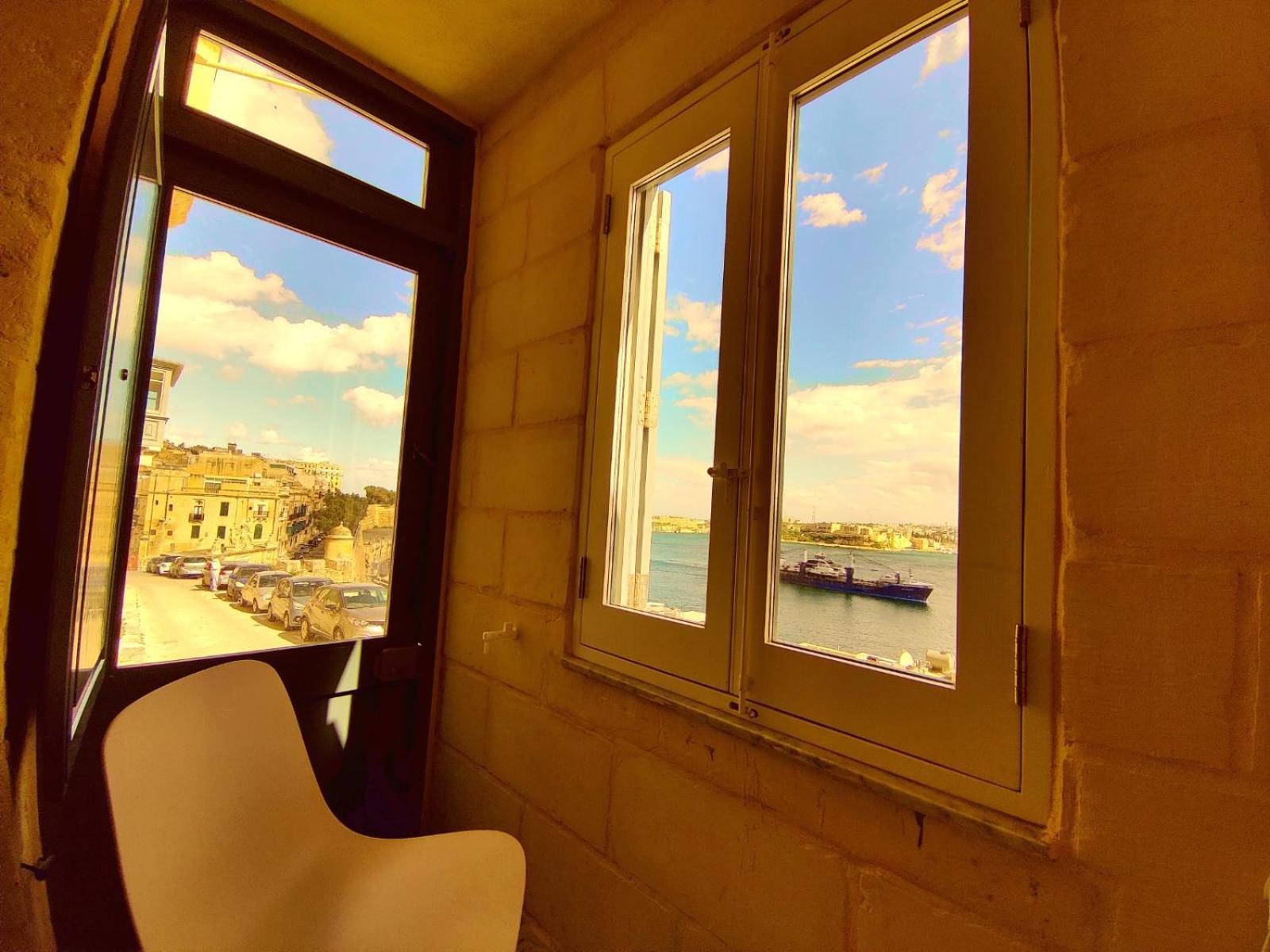 Oasis 22 Savynomad Harbour Residences Wow Views La Valette Extérieur photo